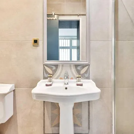 Lovely Loft With 2 Bedrooms Air Conditioned * Parigi